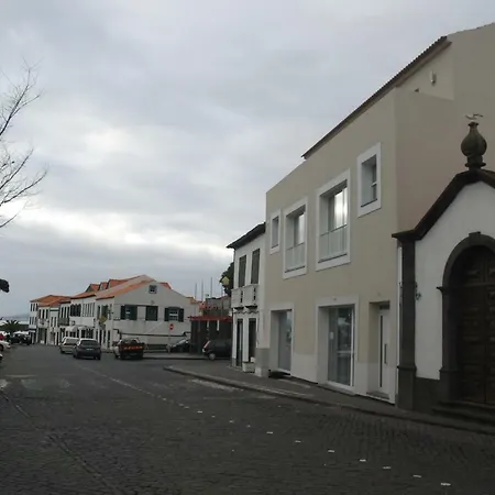 Madalena Pico